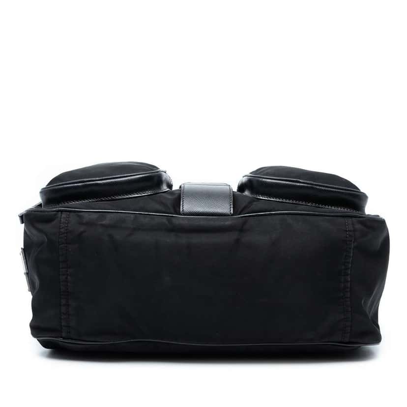 Prada Saffiano Trimmed Tessuto Buckle Messenger Bag Black Good condition - Inside View