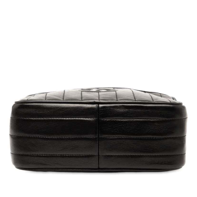 Chanel CC Quilted Lambskin Tassel Camera Bag Black Leather Very good condition - Inside View