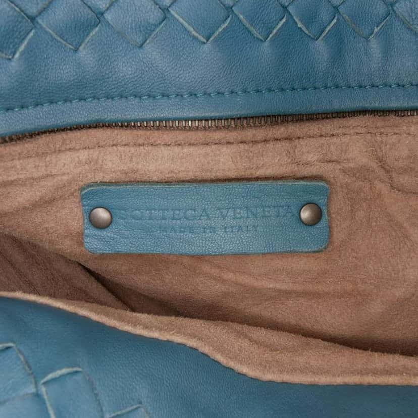 Bottega Veneta Medium Nappa Intrecciato Garda Tote Blue Leather Good condition - Box View