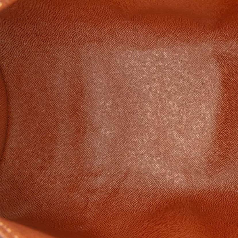 Louis Vuitton Monogram Papillon 30 Brown Fair condition - Model View