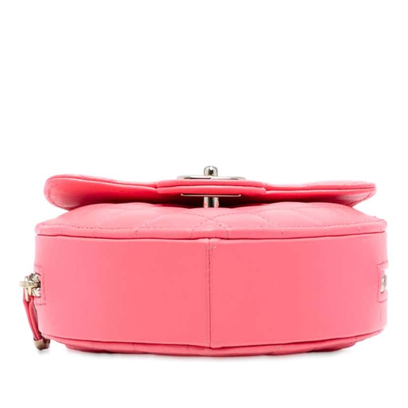 Chanel Mini Lambskin CC in Love Heart Crossbody Pink Leather Good condition - Inside View