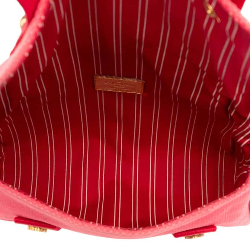 Louis Vuitton Antigua Besace PM Shoulder Bag Pink Canvas Good condition - Model View