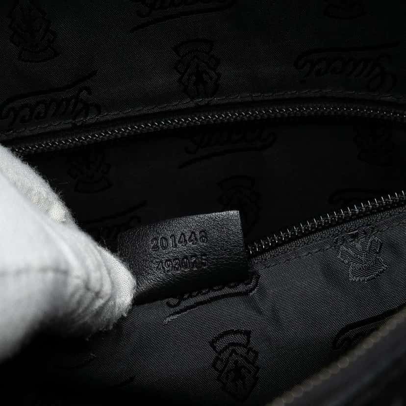 Gucci Guccissima Crossbody Black Leather Good condition - Box View