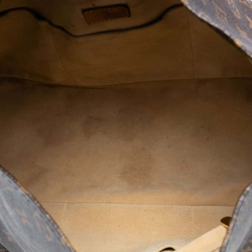 Louis Vuitton Monogram Artsy MM Brown Good condition - Model View
