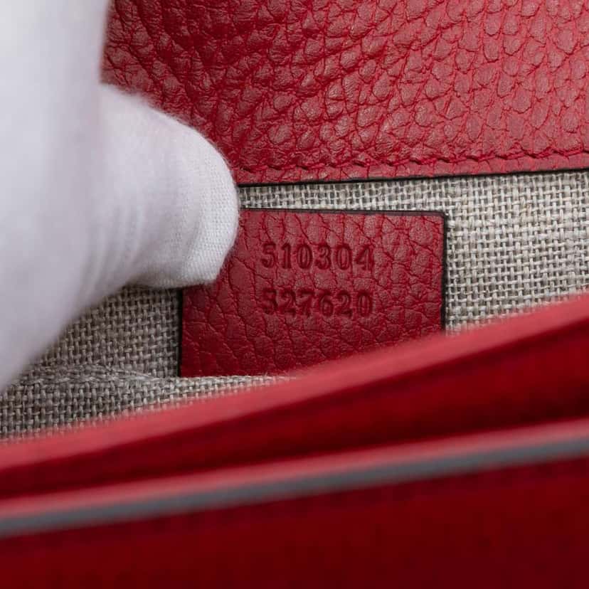 Gucci Small Dollar Calfskin Interlocking G Crossbody Red Leather Good condition - Box View