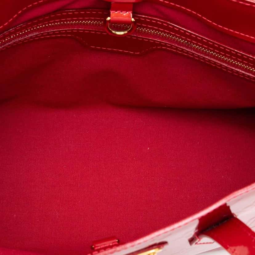 Louis Vuitton Monogram Vernis Wilshire PM Red Leather Good condition - Model View