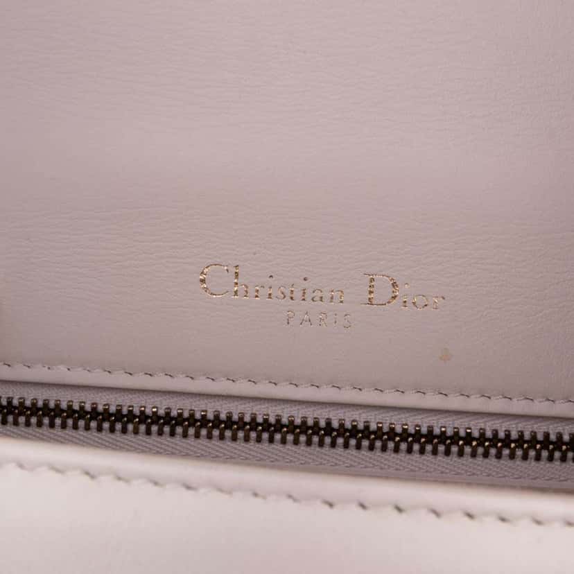 Dior Small Lambskin Studded Diorama Flap White Leather Good condition - Box View