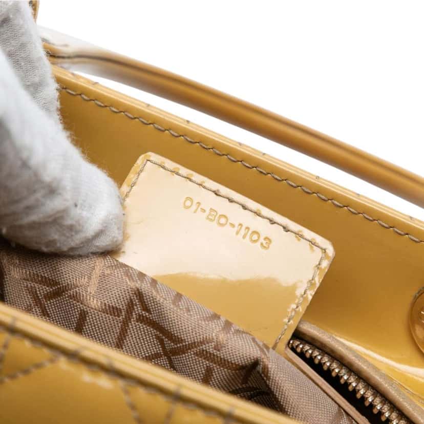 Dior Medium Patent Cannage Lady Dior Yellow Leather Good condition - Box View