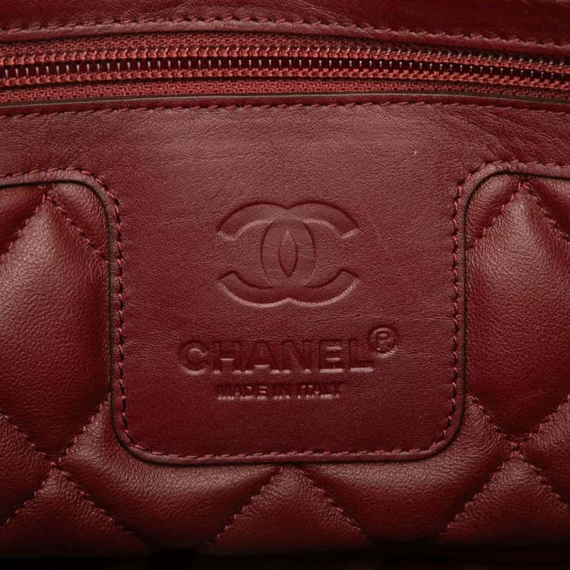 Chanel Medium Lambskin Coco Cocoon Tote White Leather Good condition - Box View