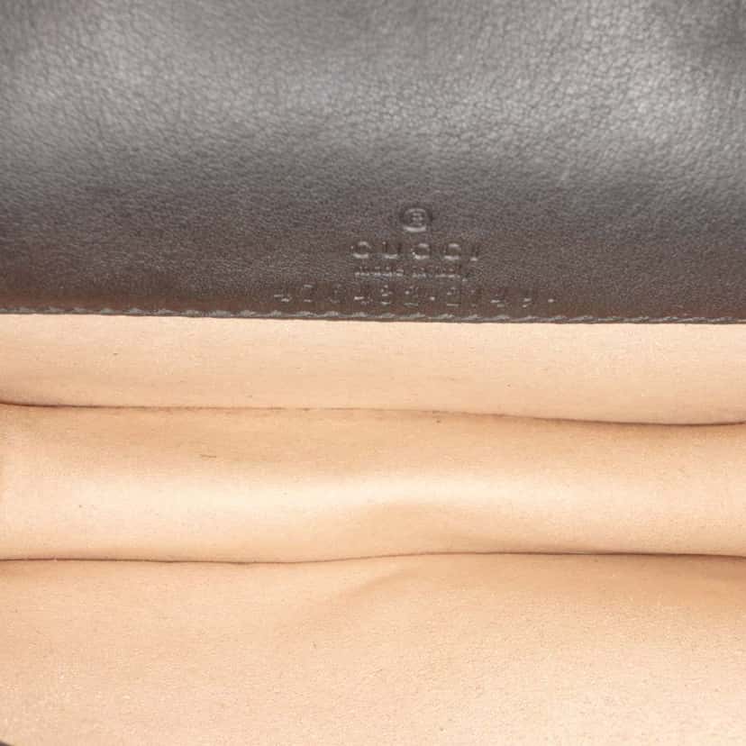 Gucci Mini GG Velvet Dionysus Crossbody Blue Velvet Good condition - Model View