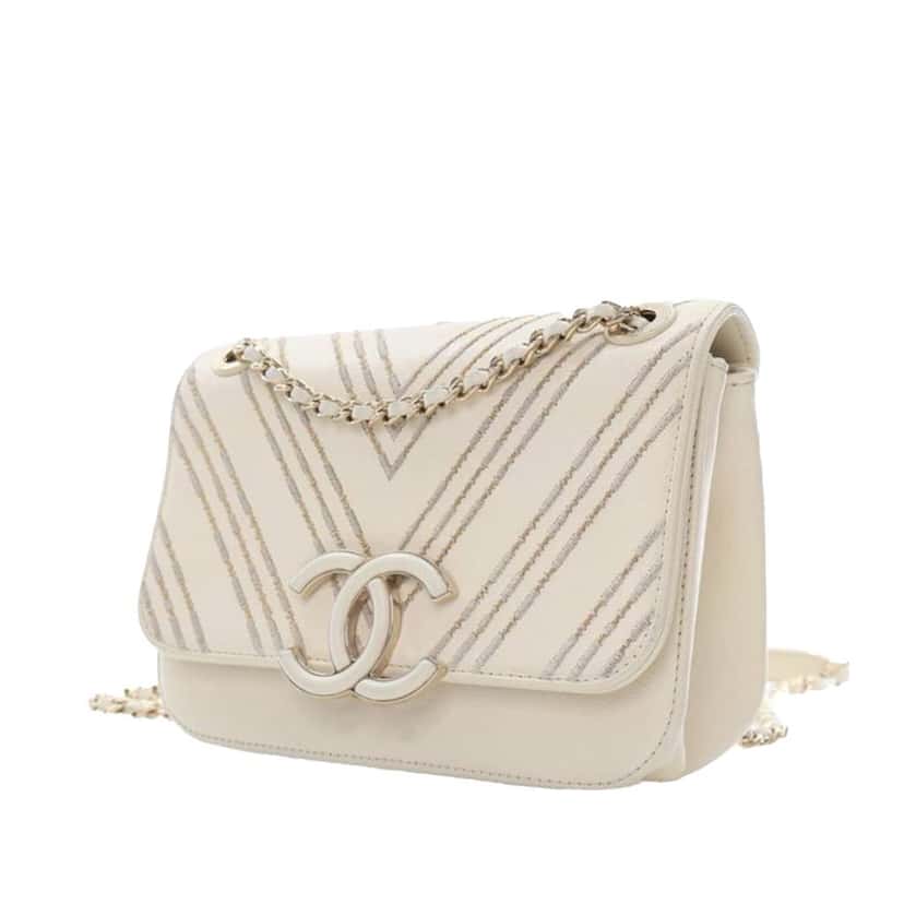 Chanel Small CC Chevron Sheepskin Subtle Flap White Leather Good condition - Inside View