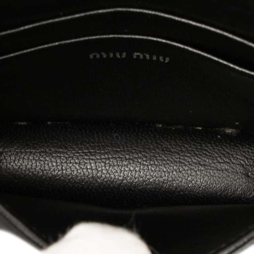 Miu Miu Mini Matelasse Nappa Miu Delice Crossbody Black Leather Good condition - Model View