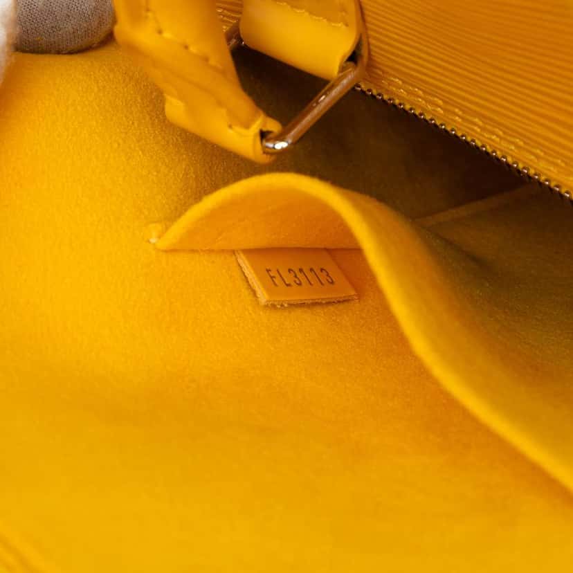 Louis Vuitton Epi Alma PM Yellow Leather Good condition - Box View