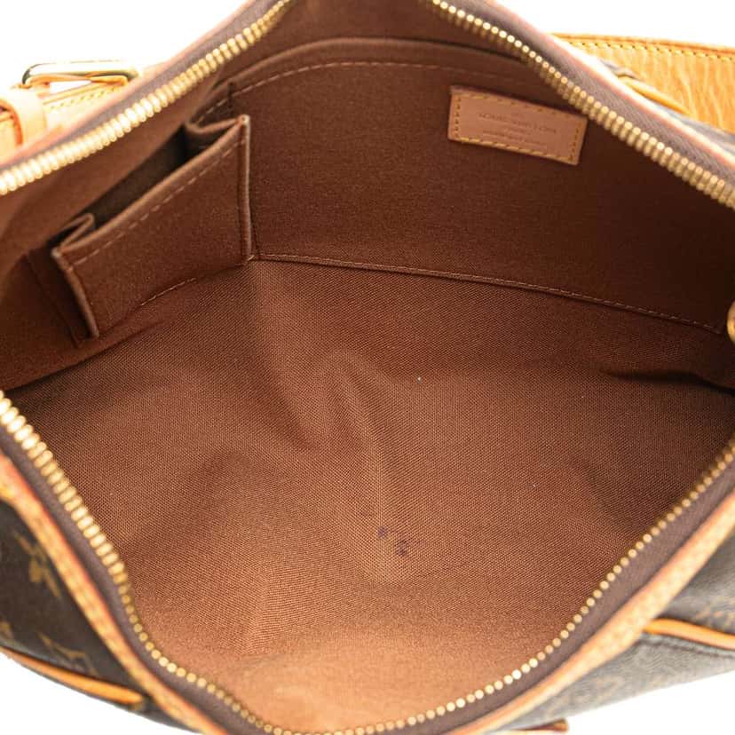 Louis Vuitton Monogram Thames GM Brown Canvas Good condition - Model View