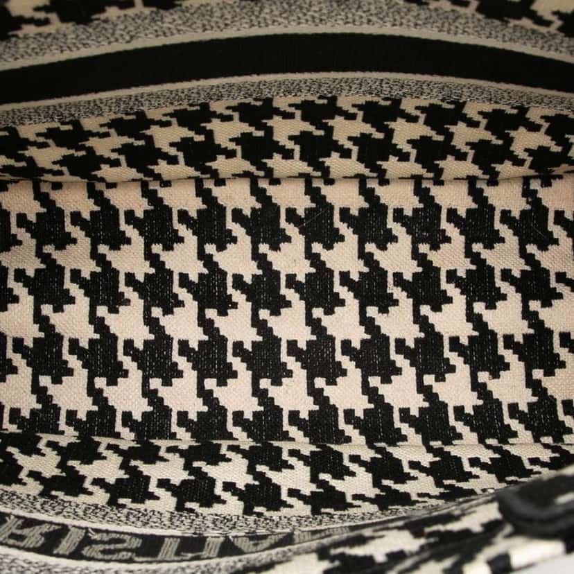 Dior Medium Canvas Houndstooth Embroidered Book Tote Black Canvas Good condition - Model View