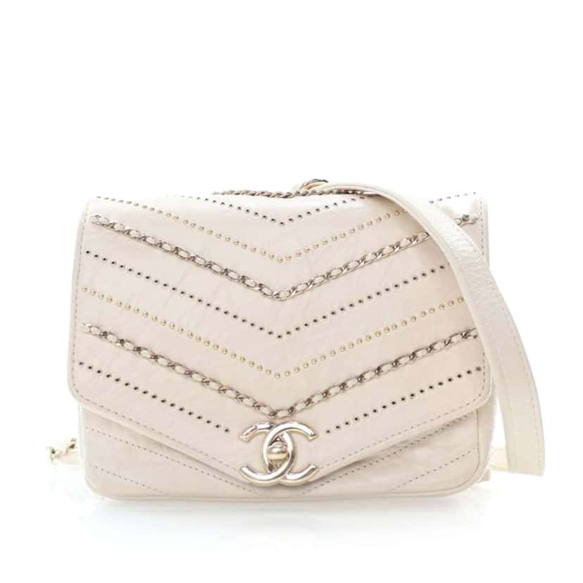 Chanel Mini Chevron Crinkled Calfskin Embellished Envelope Flap White Leather Good condition - Front View