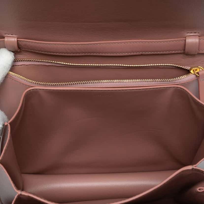 Celine Medium Calfskin Classic Box Pink Leather Good condition - Model View