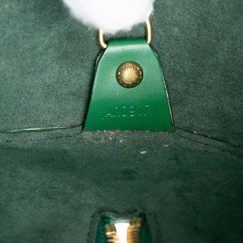 Louis Vuitton Epi Soufflot Green Leather Very good condition - Box View