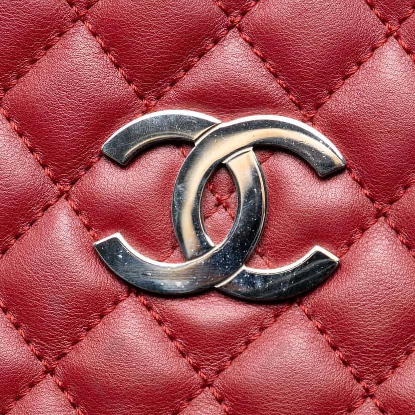 Chanel Large Quilted Calfskin In the Business Shopping Tote Red Leather Good condition - Box View