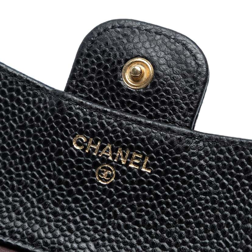 Chanel CC Quilted Caviar Compact Flap Wallet Black Leather Good condition - Box View
