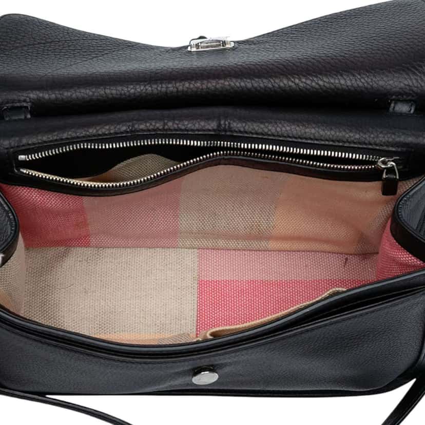 Gucci Medium Leather Bamboo Daily Crossbody Black Leather Good condition - Model View