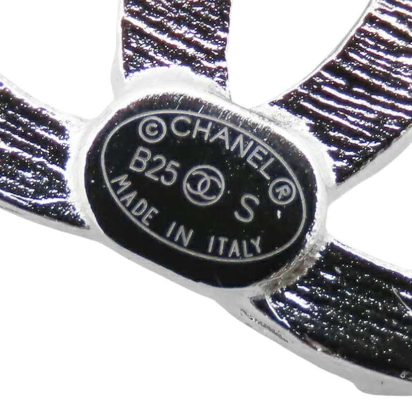 Chanel Silver Plated CC Push Back Earrings Silver Silver Good condition - Model View