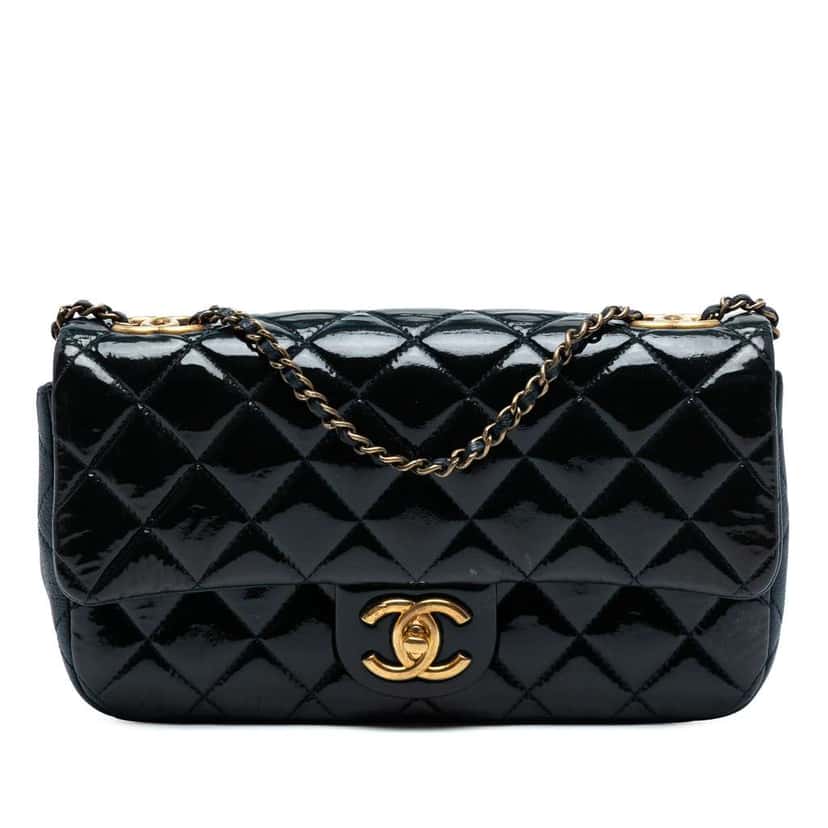 Chanel Paris-Salzburg Medium Patent Goatskin CC Eyelet Flap Blue Leather Good condition - Front View
