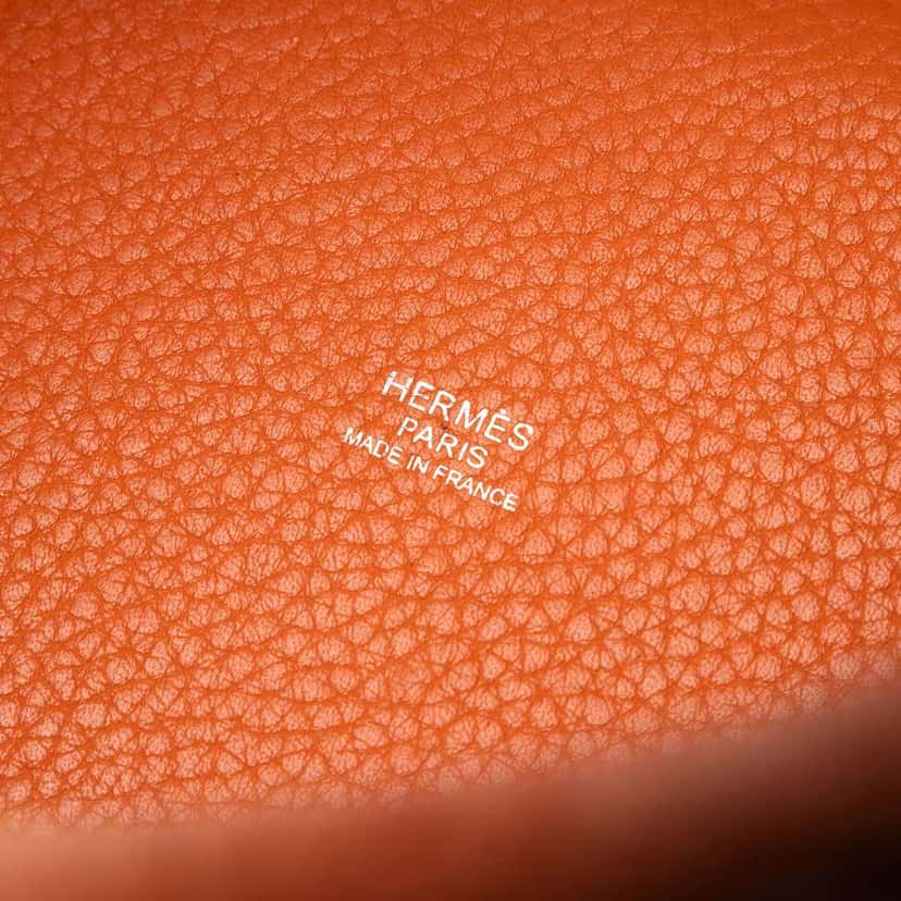 Hermès Clemence Picotin Lock 18 Orange Leather Good condition - Box View