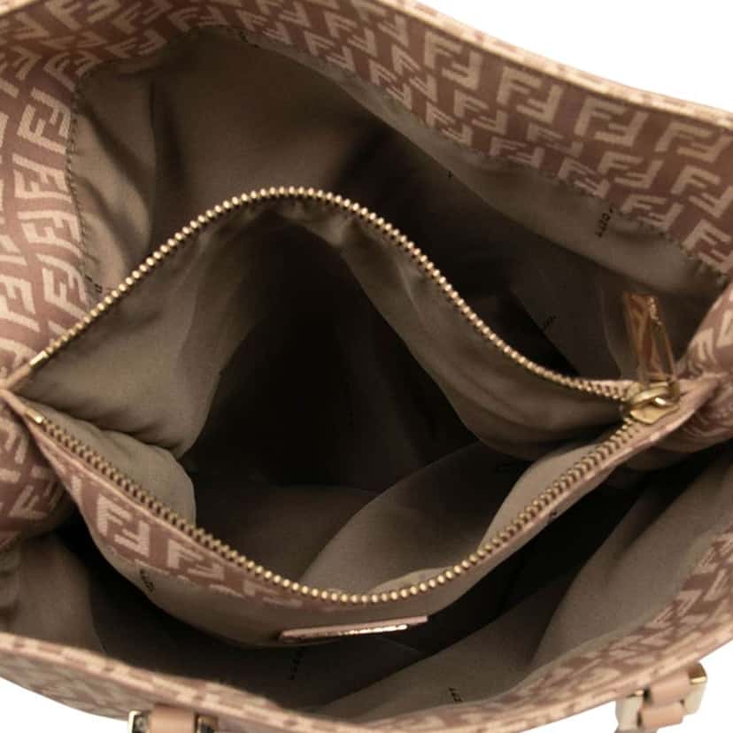 Fendi Zucchino Canvas Tote Pink Canvas Good condition - Model View
