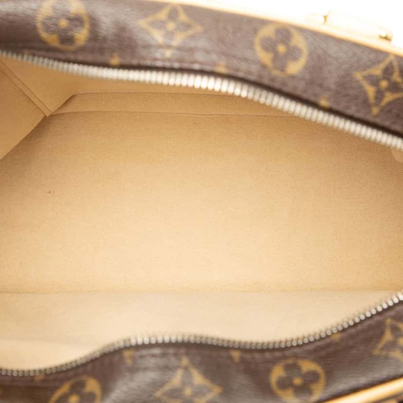Louis Vuitton Monogram Manhattan PM Brown Good condition - Model View