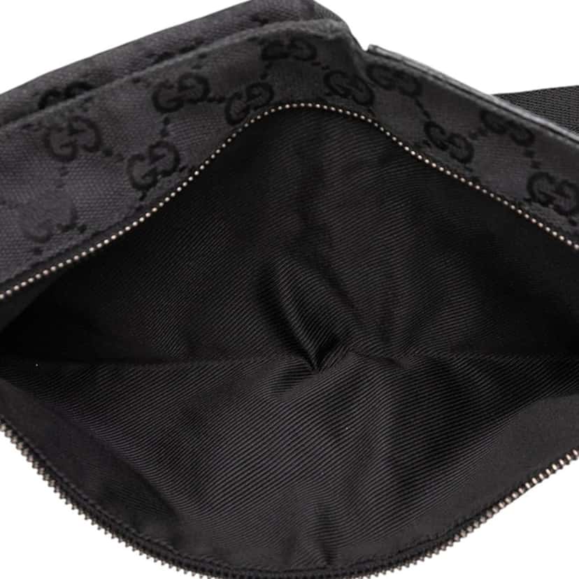 Gucci GG Canvas Double Pocket Belt Bag Black Canvas Good condition - Model View