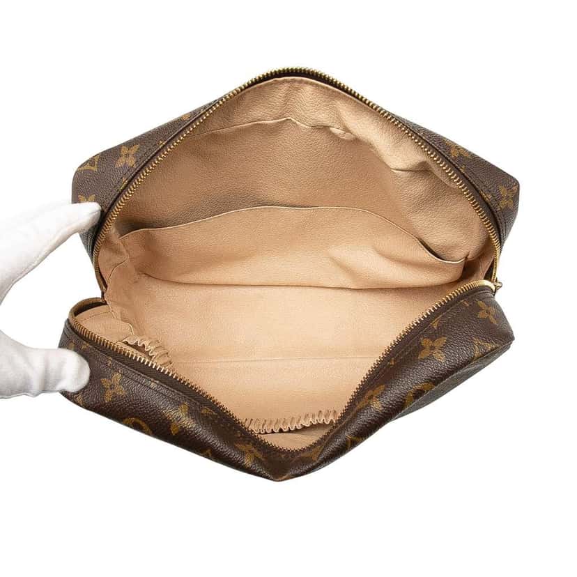 Louis Vuitton Monogram Trousse Toilette 28 Brown Good condition - Model View