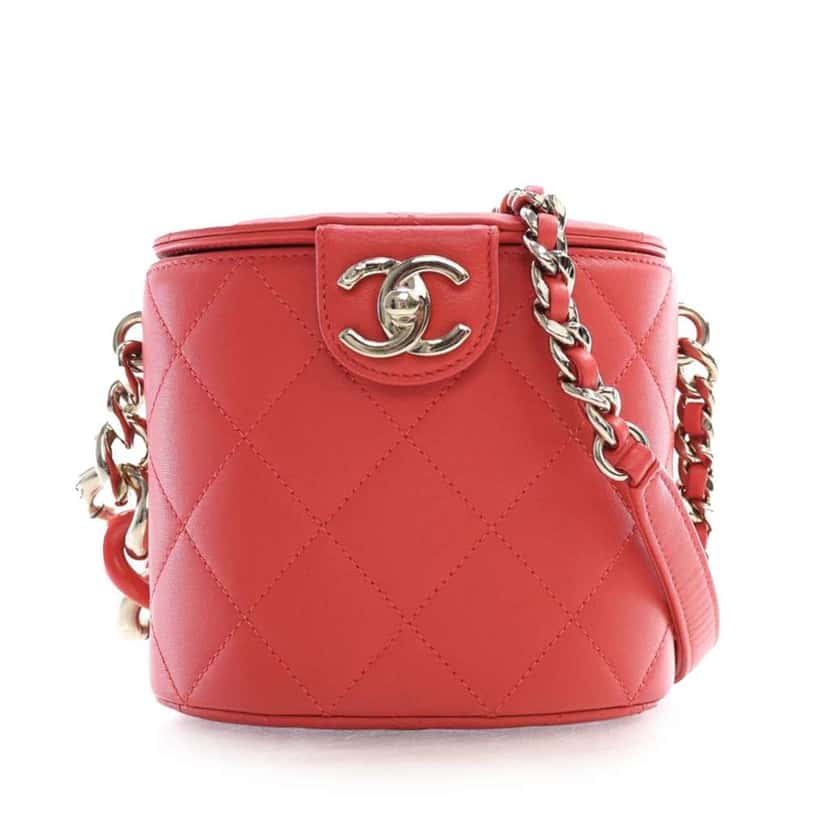 Chanel Small Quilted Lambskin Resin Elegant Chain Tubular Vanity Case Red Leather Good condition - Front View