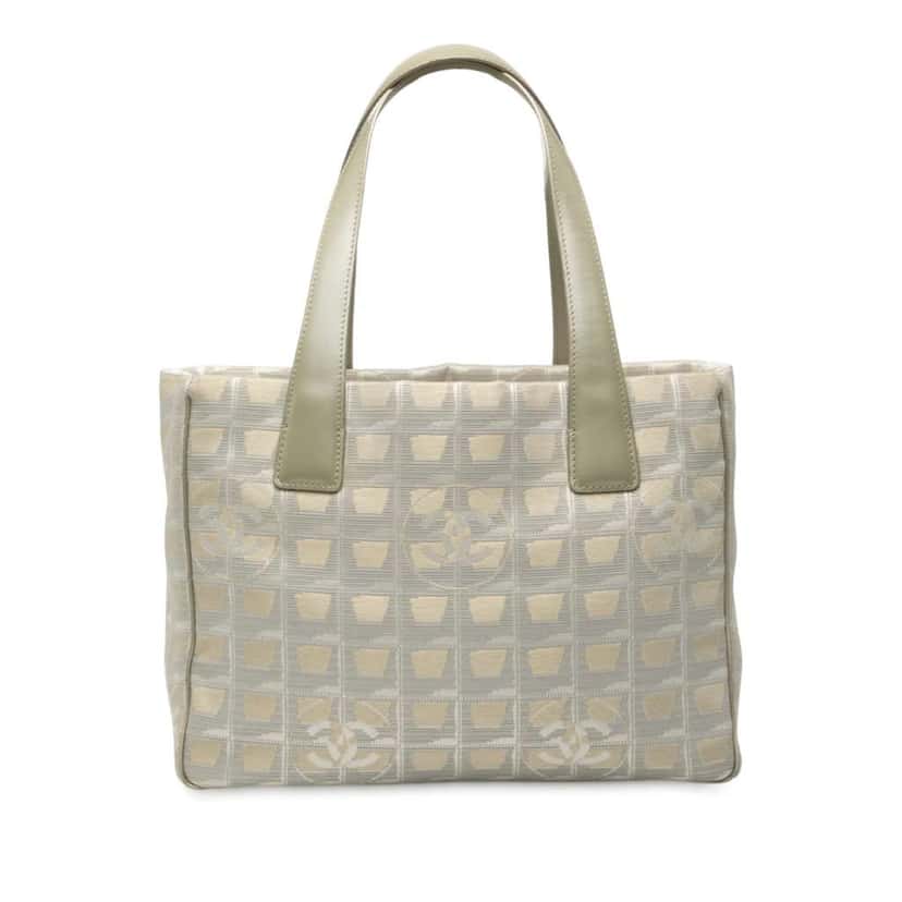 Chanel New Travel Line Nylon Tote Brown Good condition - Front View