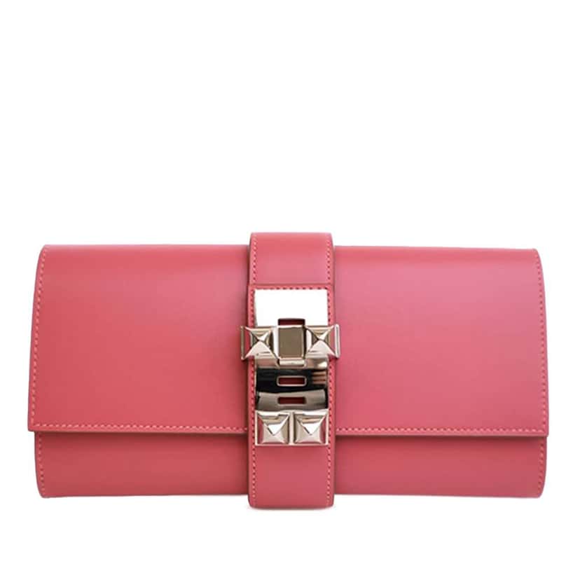 Hermès Tadelakt Medor Clutch 23 Pink Leather Good condition - Front View