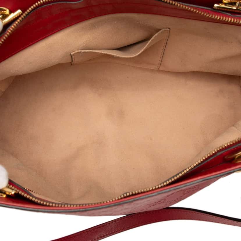 Gucci Medium Guccissima Soft Shoulder Bag Red Leather Fair condition - Model View