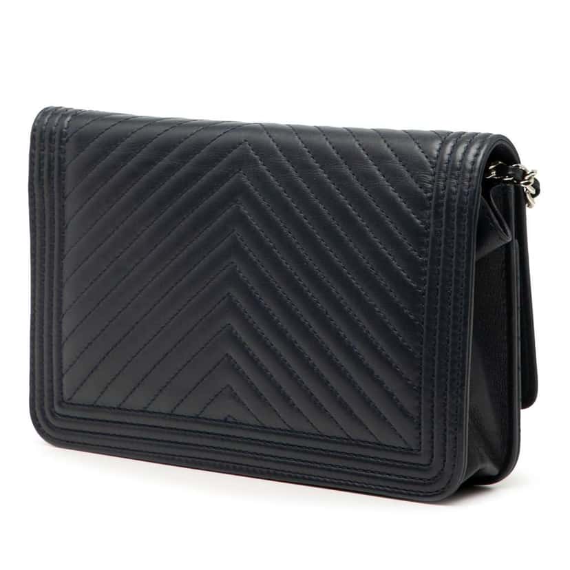 Chanel Chevron Lambskin Boy Wallet on Chain Blue Leather Good condition - Back View
