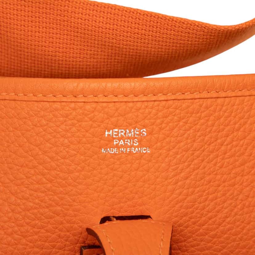 Hermès Clemence Evelyne III 29 Orange Leather Very good condition - Box View