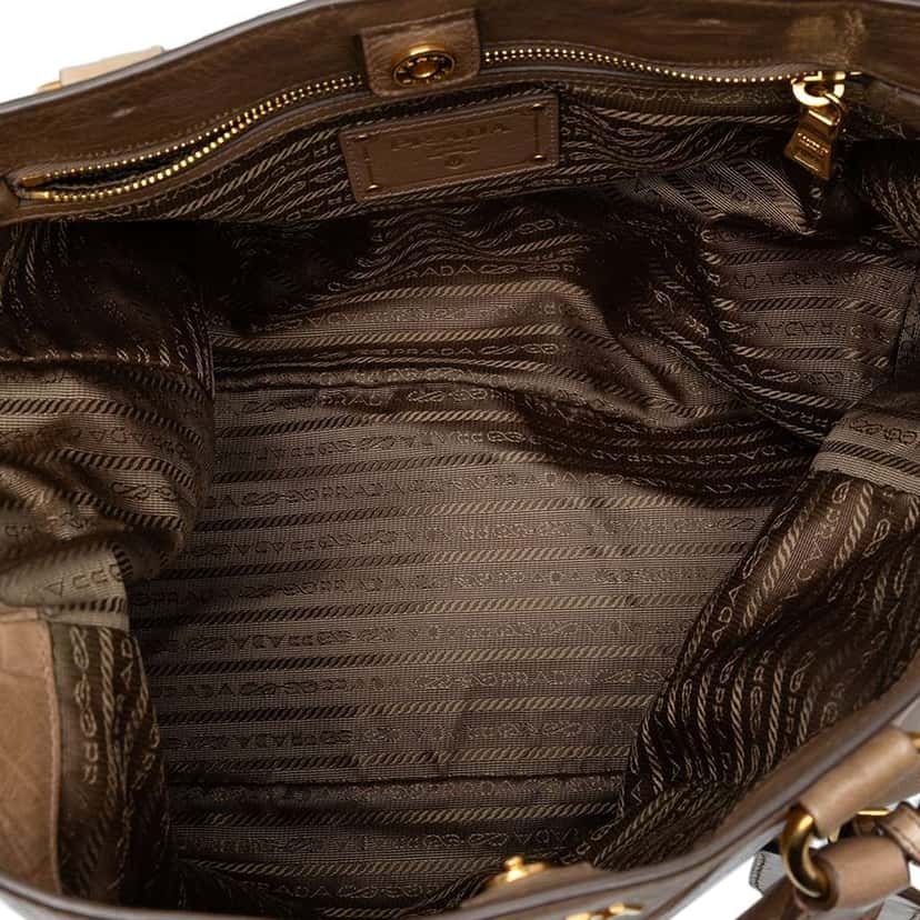 Prada Vitello Shine Satchel Brown Leather Good condition - Model View