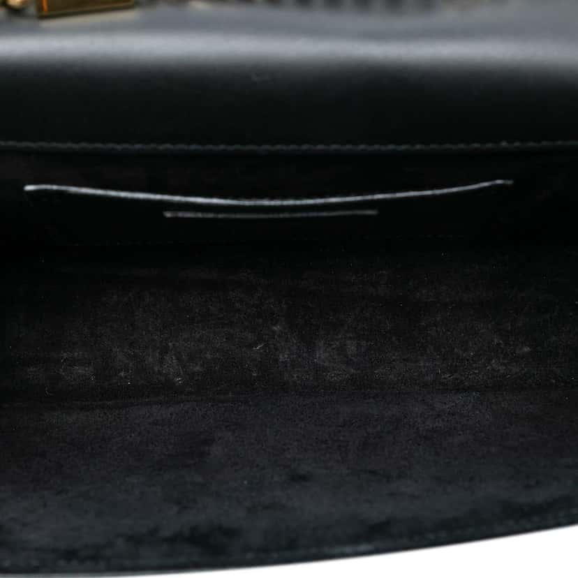 Saint Laurent Medium Smooth Calfskin Classic Monogram Kate Tassel Crossbody Black Leather Good condition - Model View