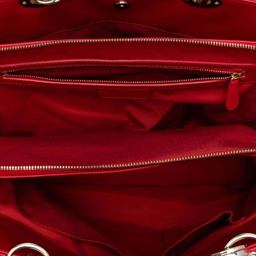 Dior Large Lambskin Cannage Soft Zipped Lady Dior Shopping Tote Red Leather Good condition - Model View