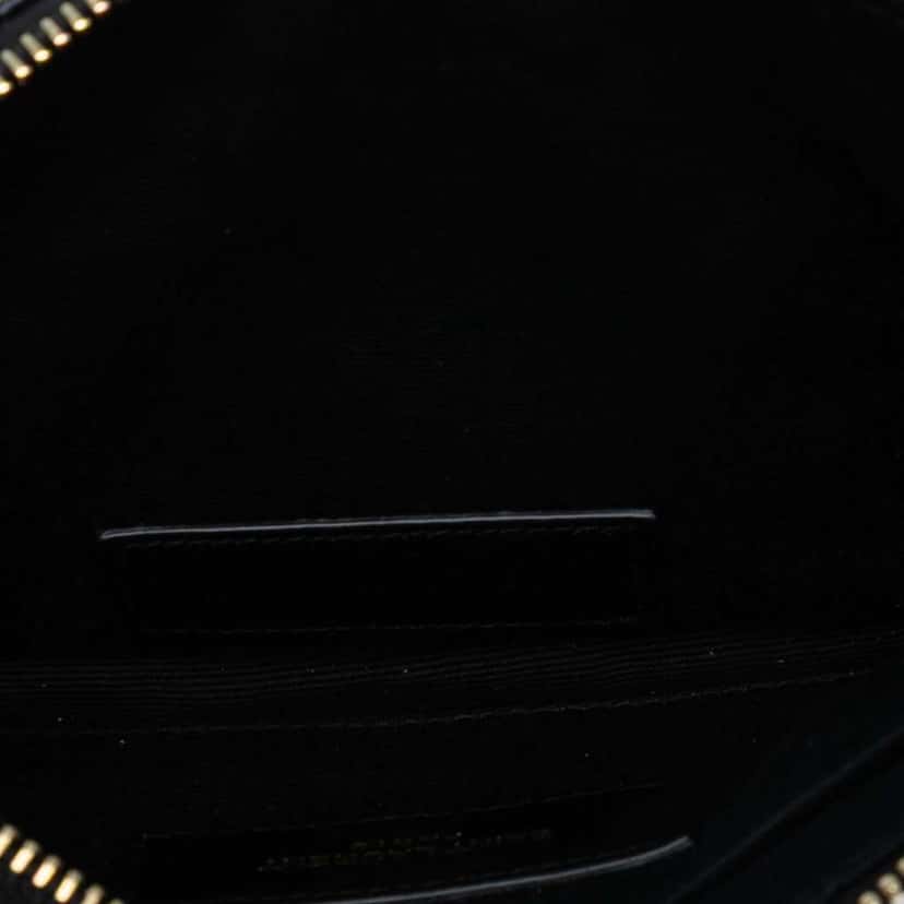 Saint Laurent Grain De Poudre Chevron Monogram Bill Pouch Black Leather Good condition - Model View