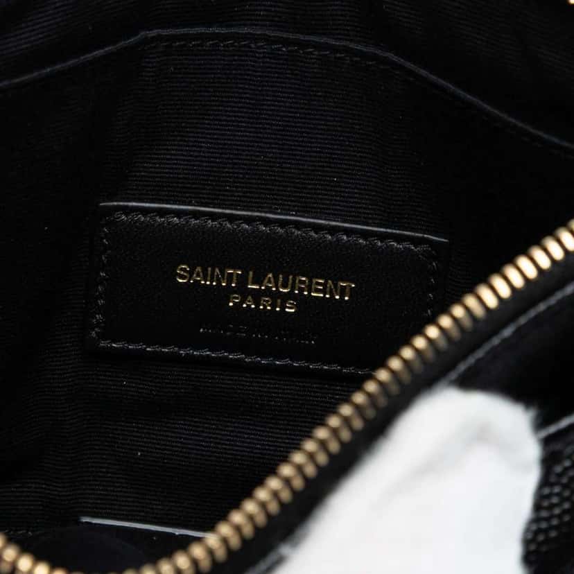 Saint Laurent Grain De Poudre Chevron Monogram Bill Pouch Black Leather Good condition - Box View