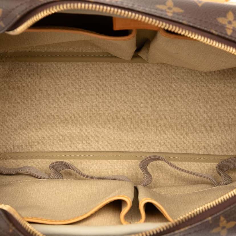 Louis Vuitton Monogram Deauville Brown Good condition - Model View