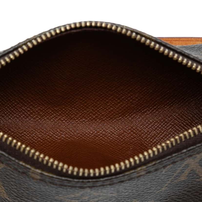 Louis Vuitton Monogram Papillon Pochette Brown Good condition - Model View