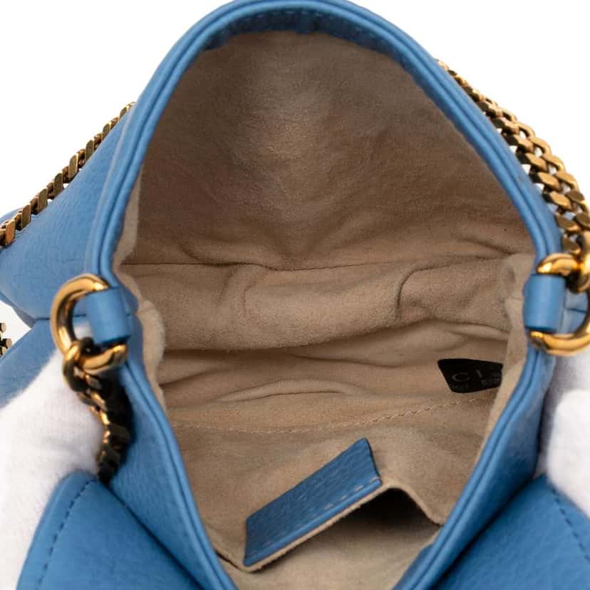 Gucci Small Leather 1973 Chain Crossbody Blue Leather Good condition - Model View