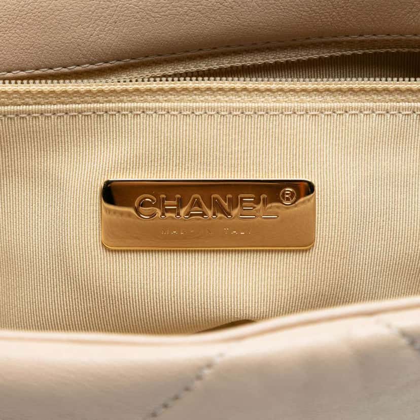 Chanel Medium Lambskin 19 Flap Brown Leather Good condition - Box View