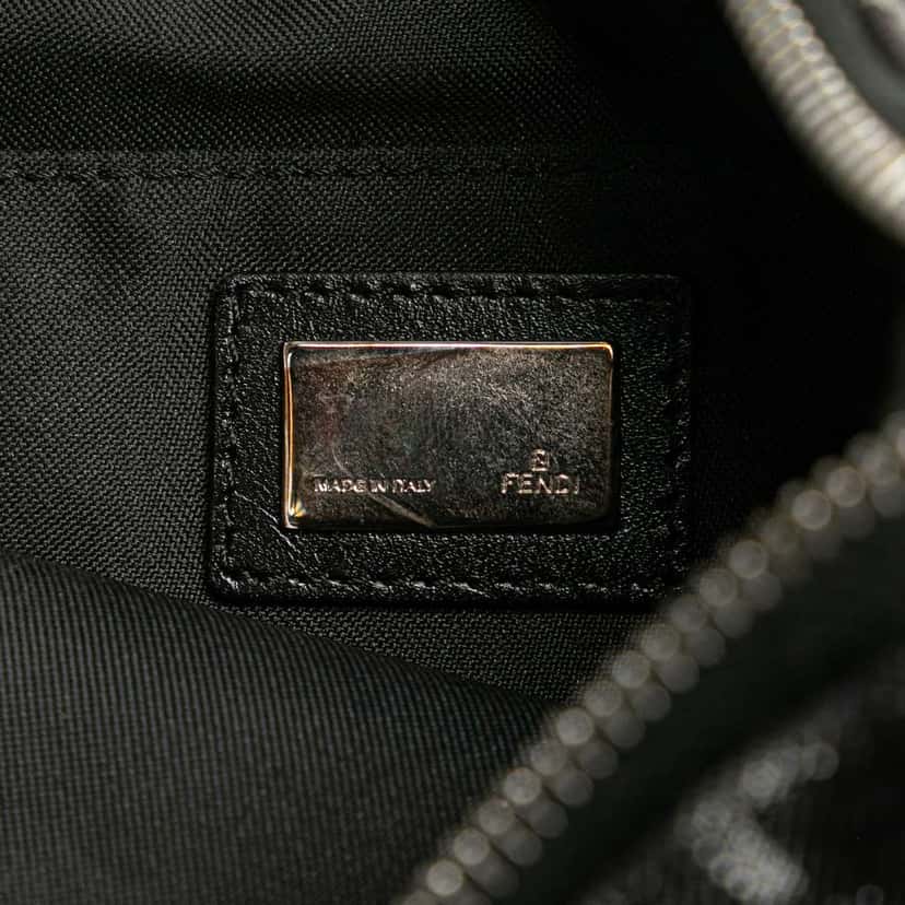 Fendi Zucchino Denim Oyster Shoulder Bag Black Denim Good condition - Box View
