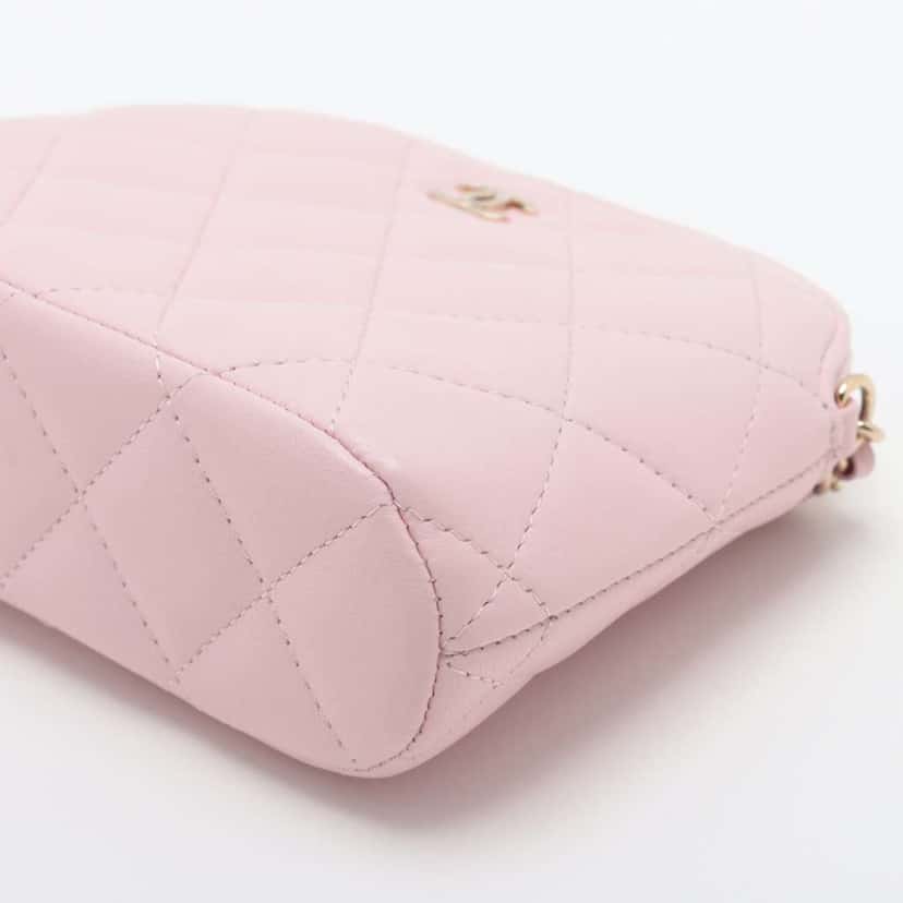 Chanel Mini CC Quilted Lambskin Dome Clutch with Chain Pink Leather Good condition - Box View