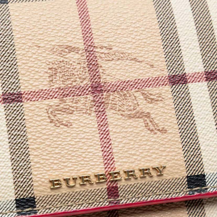 Burberry Haymarket Check Coated Canvas Henley Wallet on Chain Brown Canvas Good condition - Box View